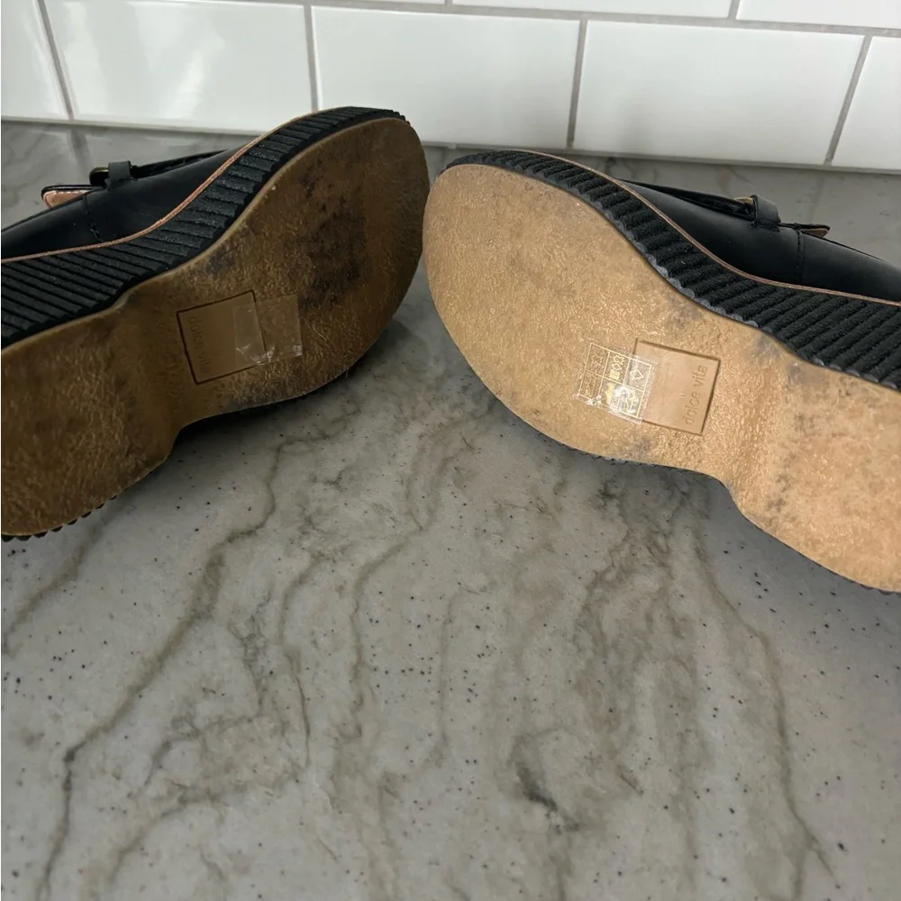 Dolce Vita Black Leather Platform Loafers with Gold Chain size 7 - Picture 6 of 6